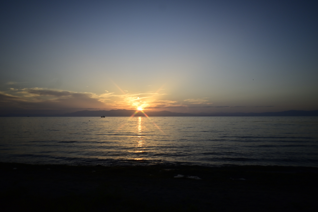 琵琶湖の夕陽
