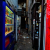 渋谷の路地自動販売機