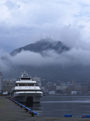 雨のち湾景