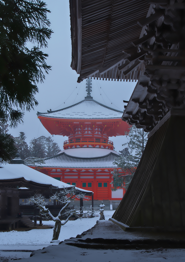 静寂と朱の印象