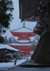 静寂と朱の印象