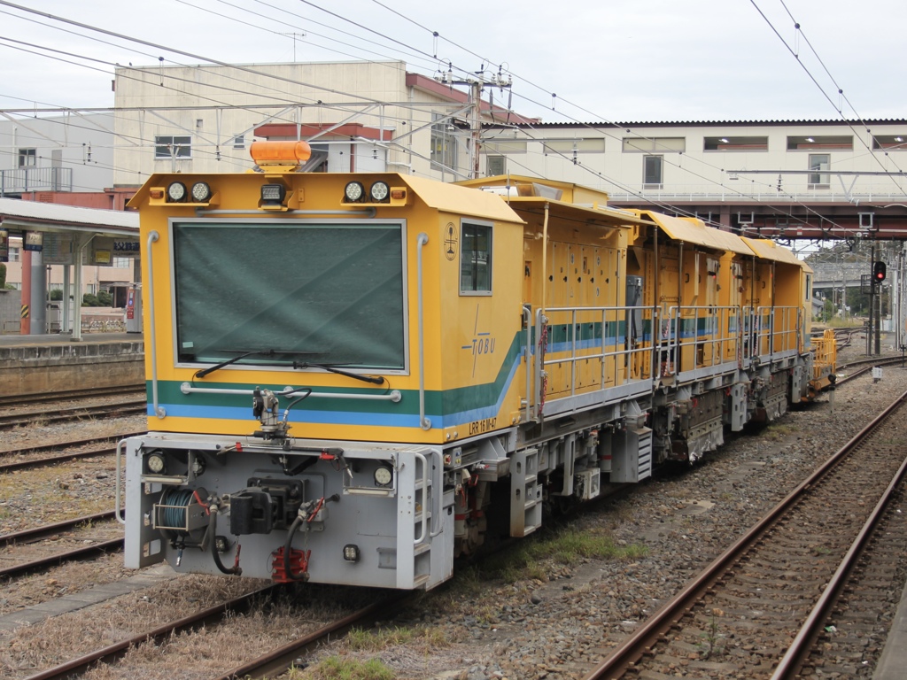 東武鉄道レール削正車