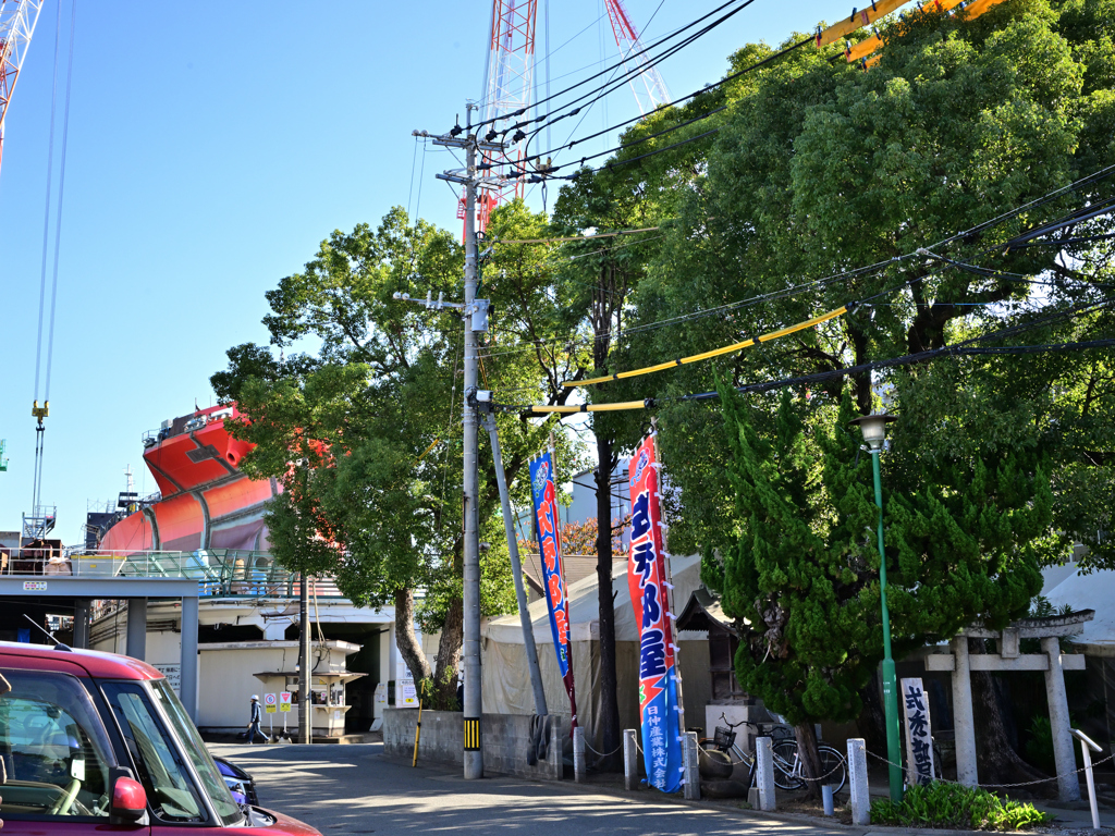 造船所と住吉神社と小さな相撲部屋