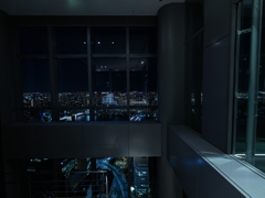 覗く夜景