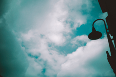 梅雨空