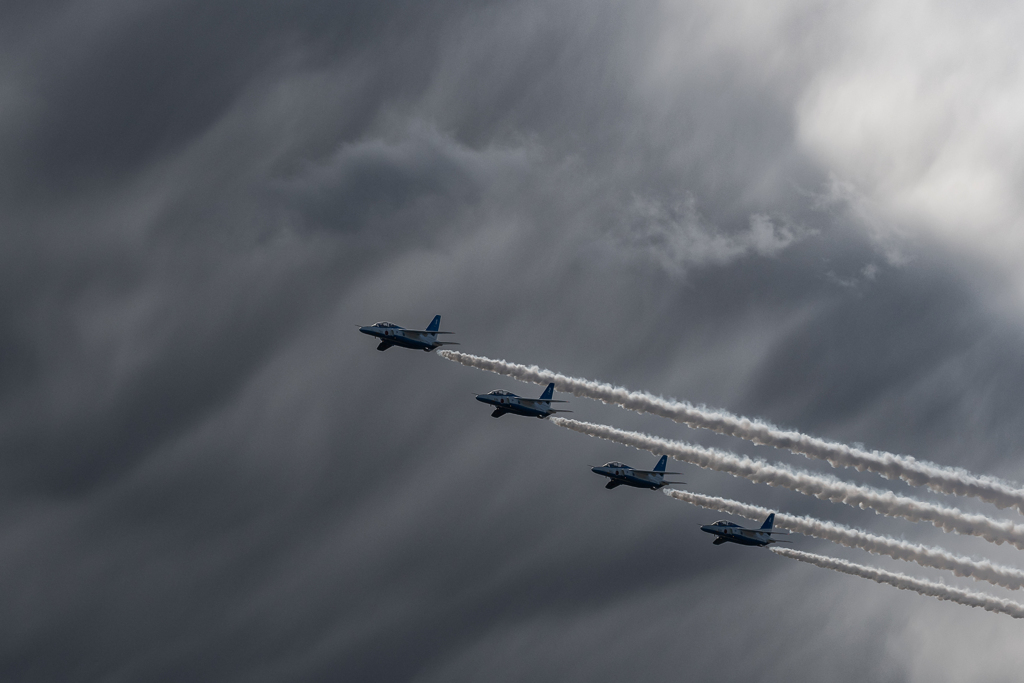 2025-11-03.Blue Impulse