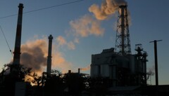 東海道を歩く　富士市の朝