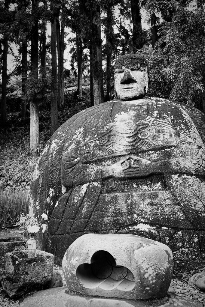 中山道を歩く　下諏訪 万治の石仏
