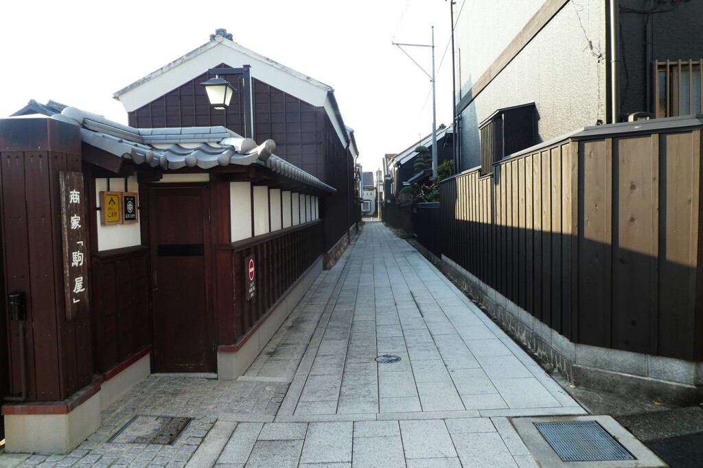 東海道を歩く　二川宿　東駒屋