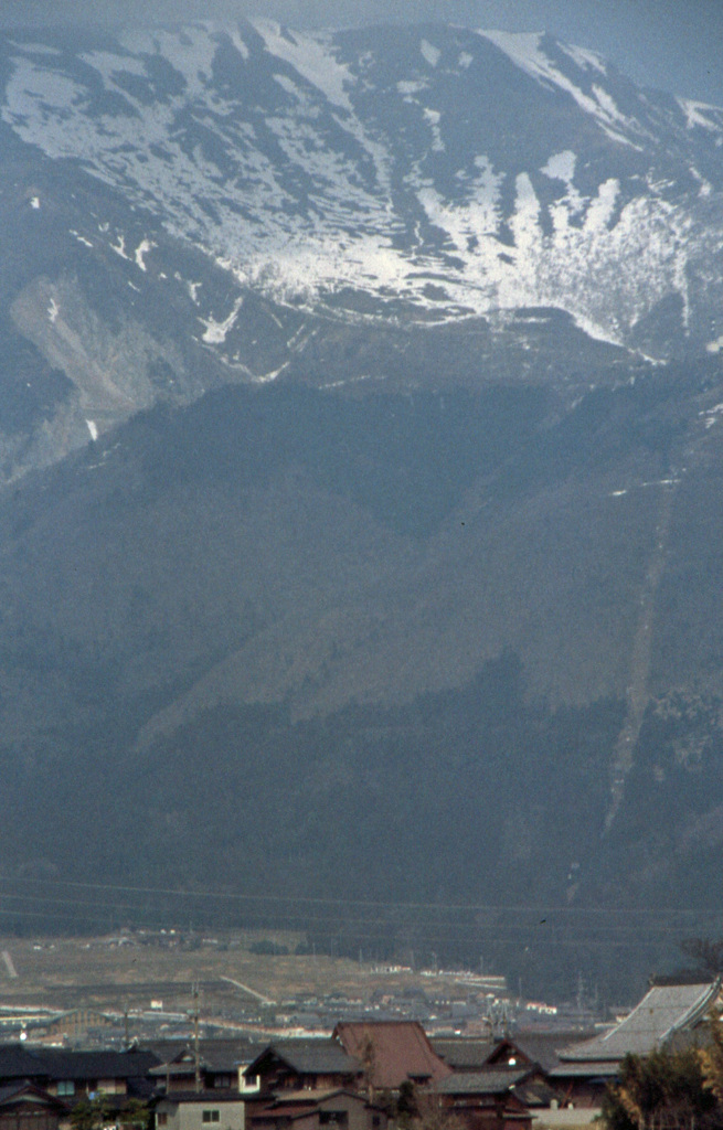 伊吹山