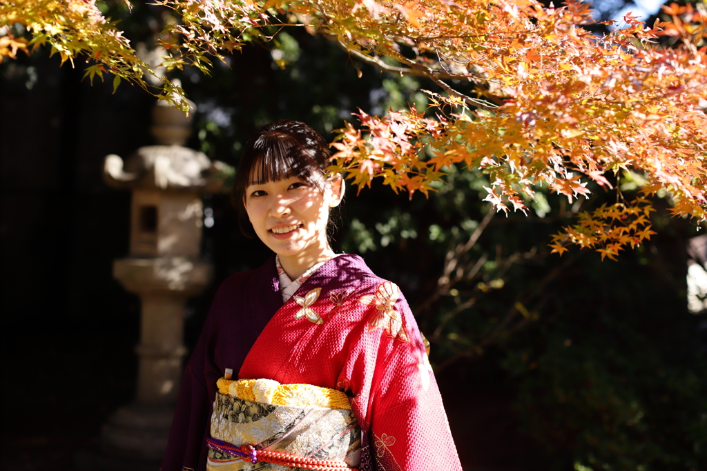 振袖と紅葉