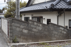 ブロック塀（長坂街散歩）