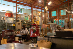 アンティークカフェ ロード