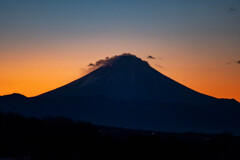 朝焼けの富士山