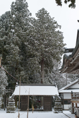 元旦の逸見神社