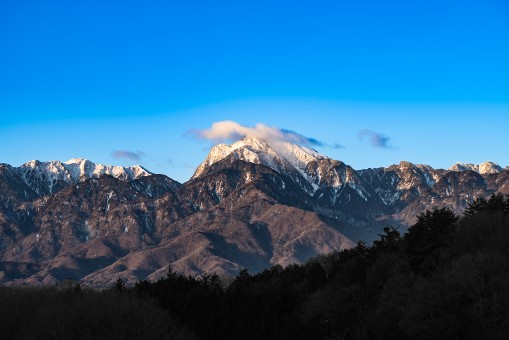 朝の南アルプス