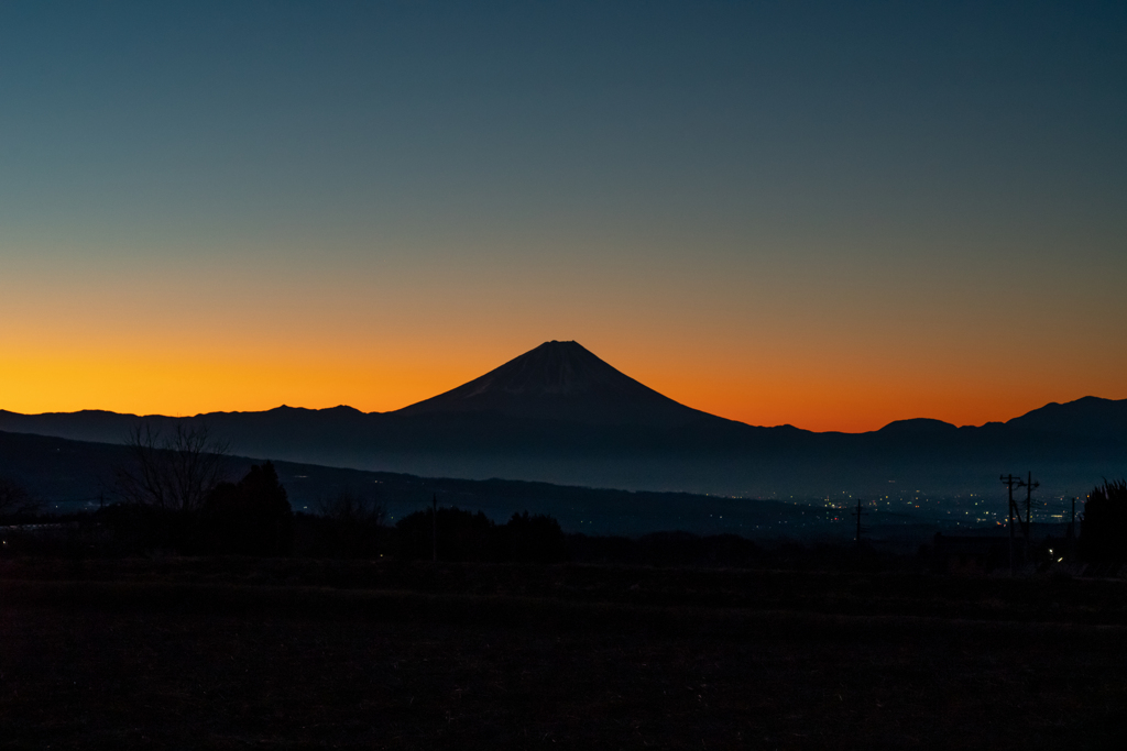 初日の出前の富士山（2023）