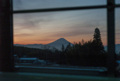市内循環バスの車窓から
