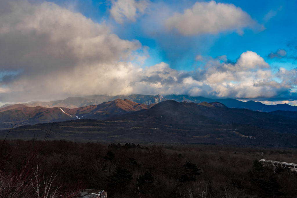 雲と嶺