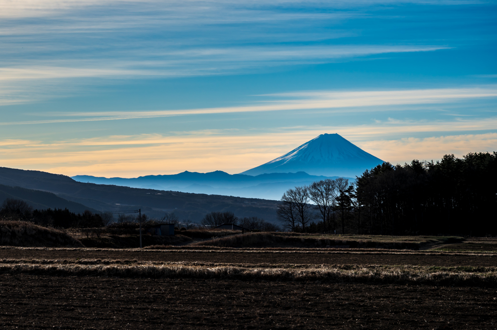 朝焼けの富士山