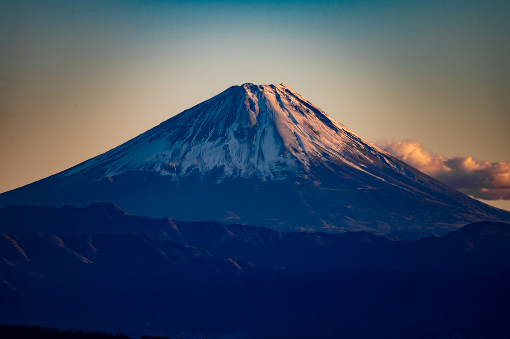 夕の富士山