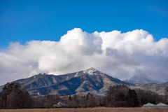 雲に隠れる八ヶ岳