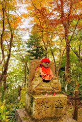 お地蔵さんと紅葉