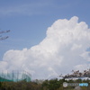 季節外れの入道雲