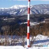 雪待つ雪道標