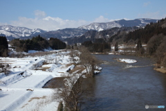 雪解けの朝日連峰