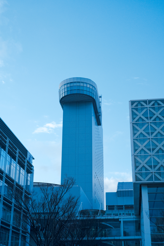 オアシスタワー