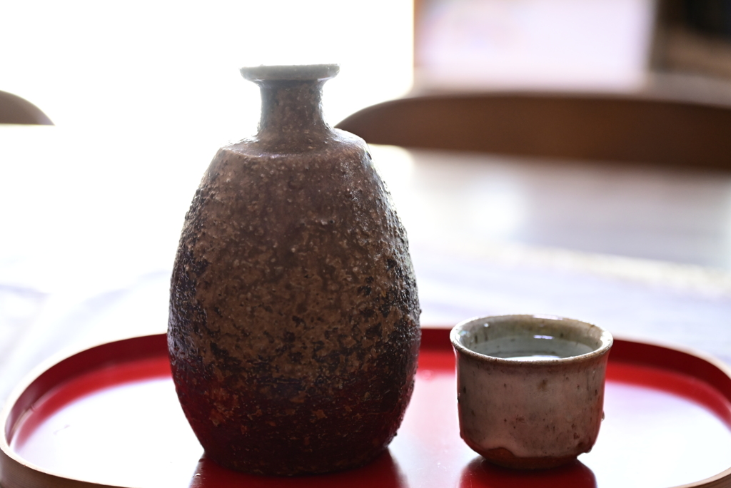備前の徳利　唐津のぐい飲み