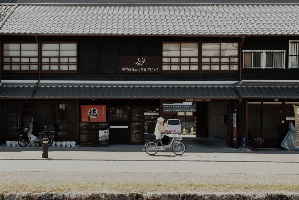 保存地区を走る
