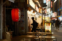 路地裏の名店へ