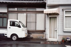 閉業した理髪店