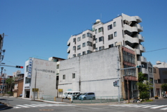 ビル壁