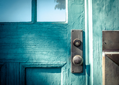 DOOR