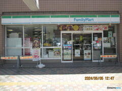ファミリーマート清瀬駅前店
