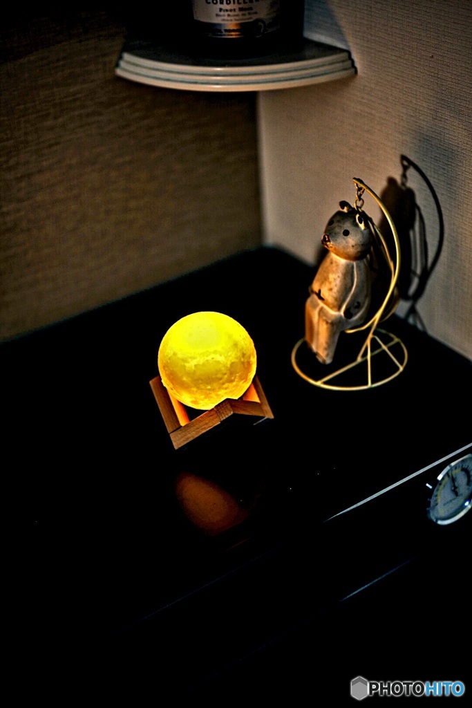 月のライト　買いました。