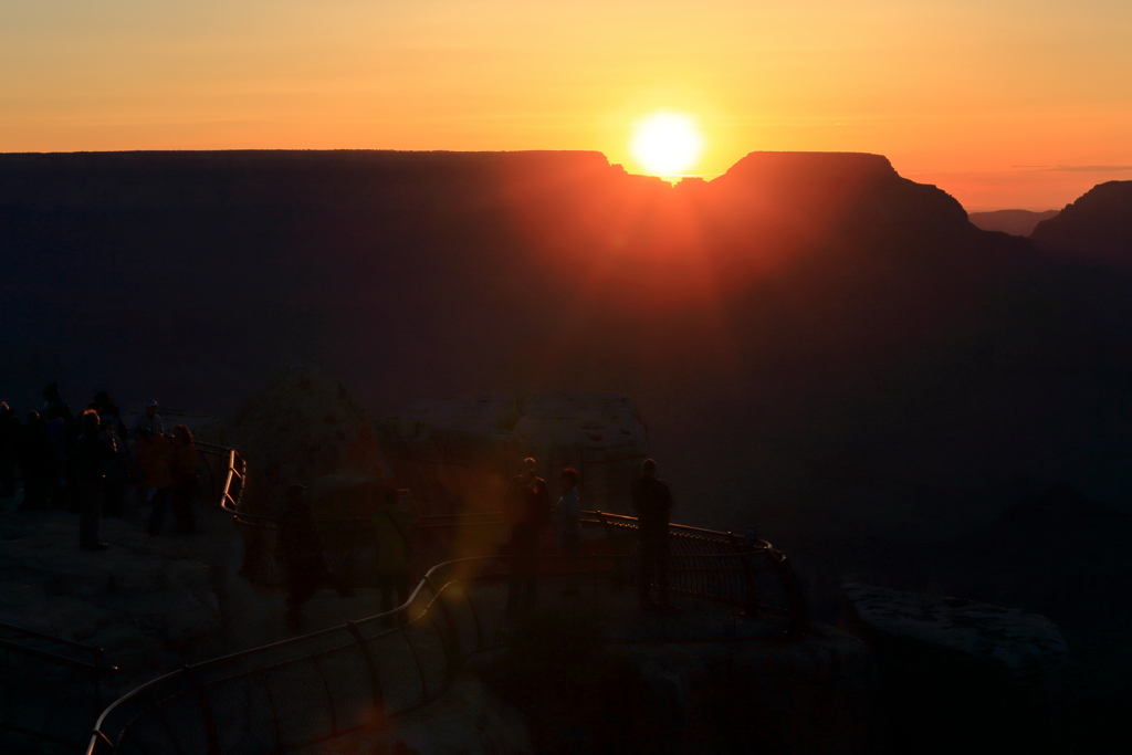 グランドキャニオンの夜明け
