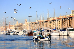 マルセイユ港への帰港