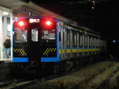 夜撮りの鶴見線