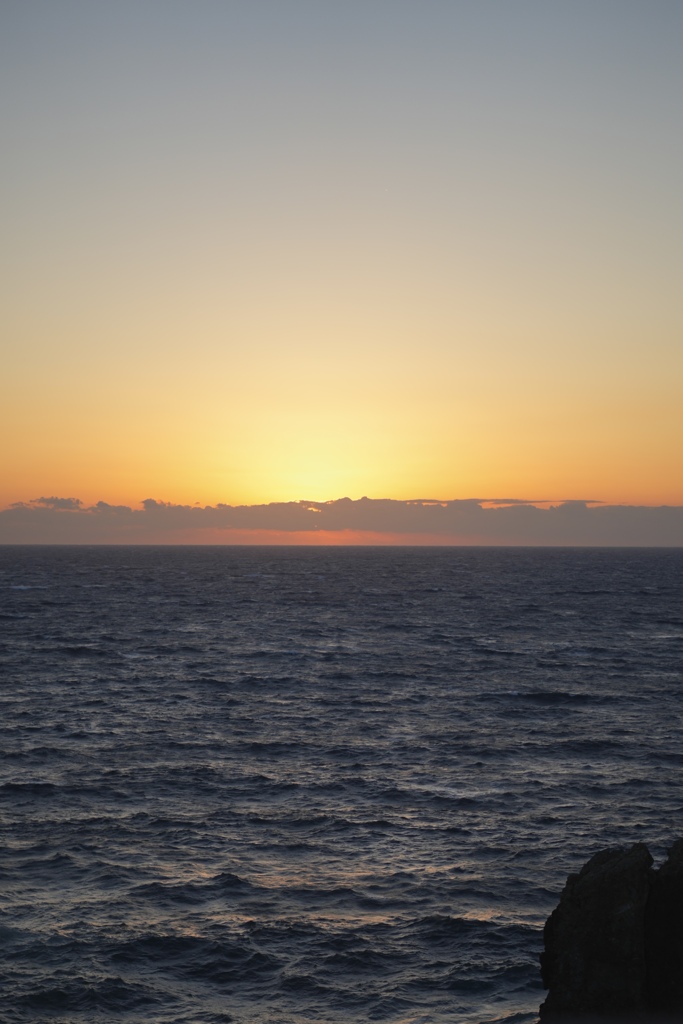 隠キャな夕日