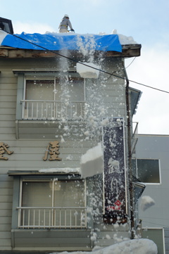 雪下ろし