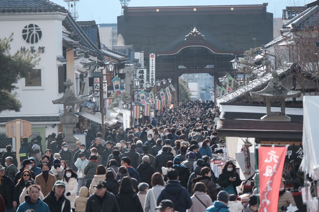 善光寺の正月の賑わい