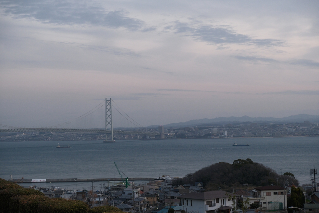 明石海峡大橋の昼