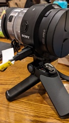 変わり種カメラのqx-1。レンズスタイル。手で持つとバズーカ？！