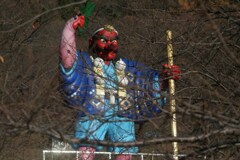 戸倉キティーパークの天狗さま　2006/12