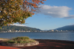 諏訪湖から富士山