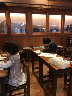 ちひろ美術館の中にあった教室　2016/10